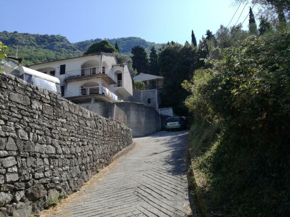 Apartman Irena Tivat Dış mekan fotoğraf