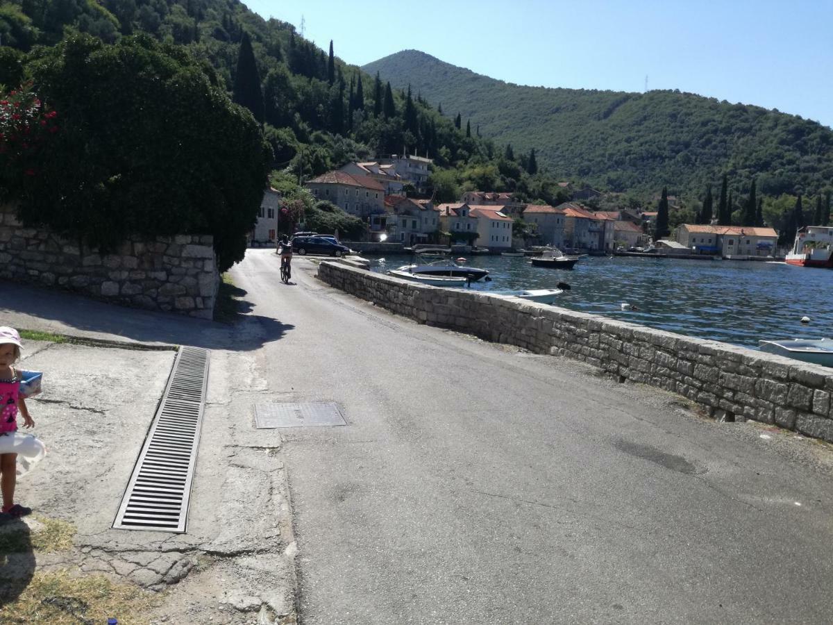 Apartman Irena Tivat Dış mekan fotoğraf